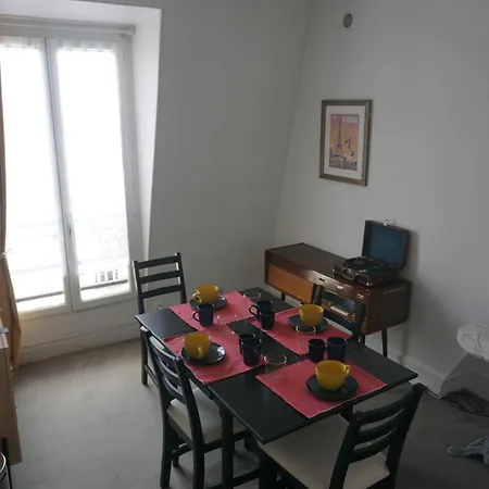 Guest - R&m Bed & Breakfast 4*